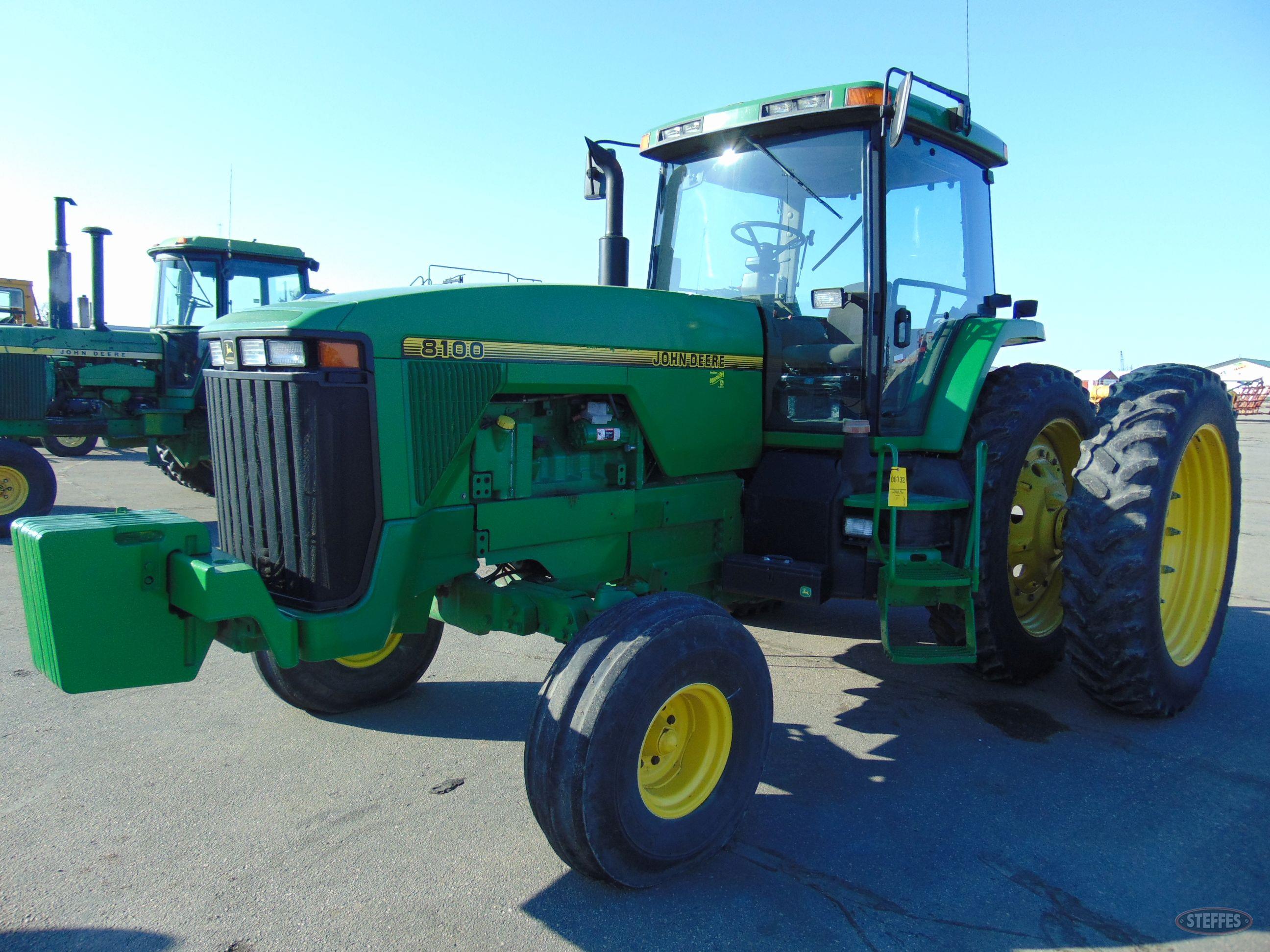 1995 John Deere 8100_1.jpg